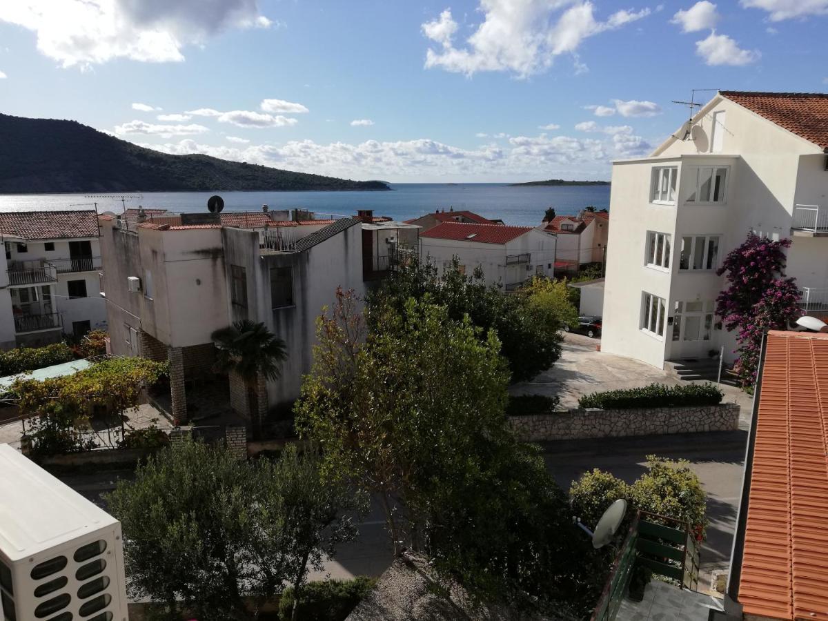 Apartmani Bono Primosten Exterior photo